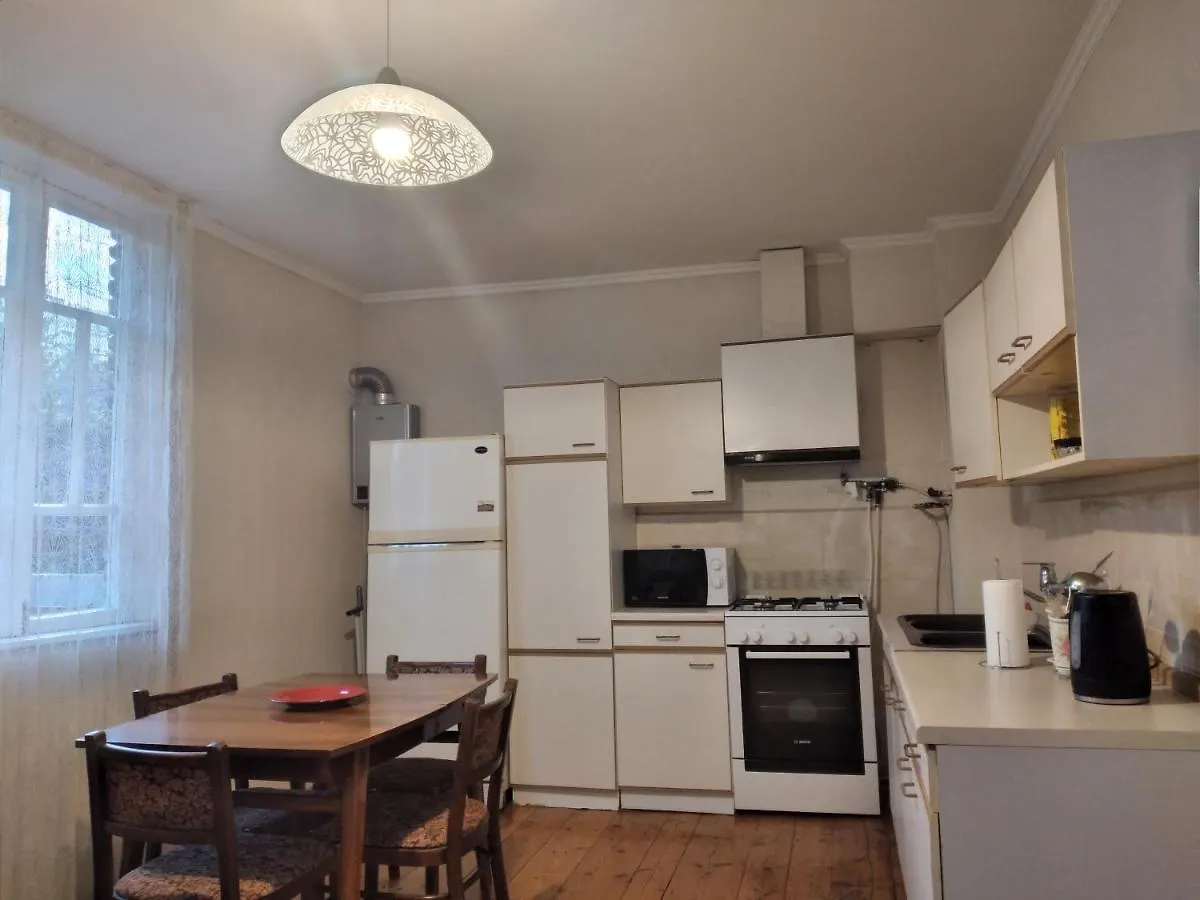Mary'S Apartment Tbilisi