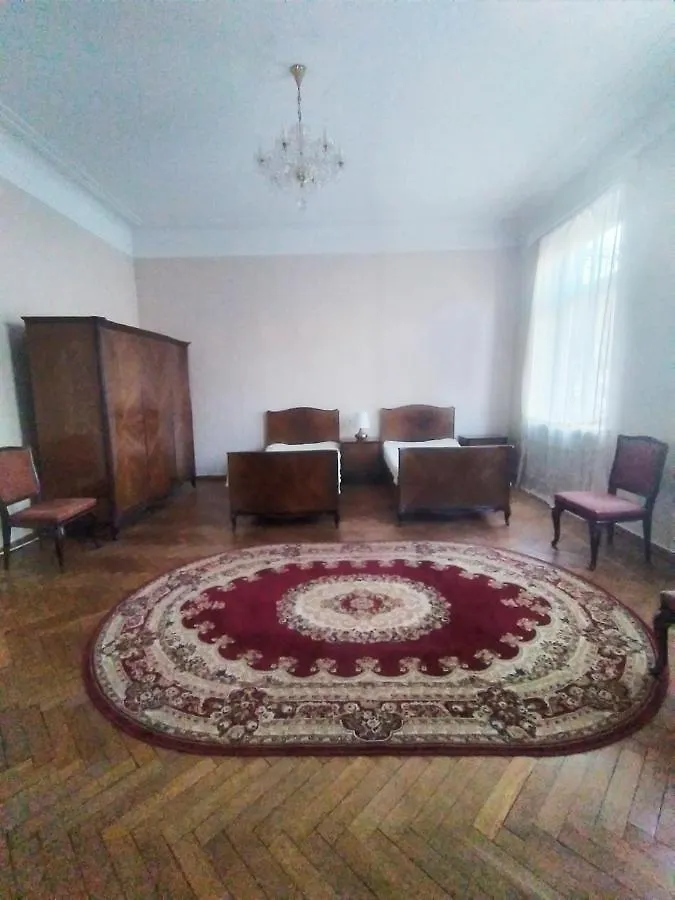 Mary'S Apartment Tbilisi