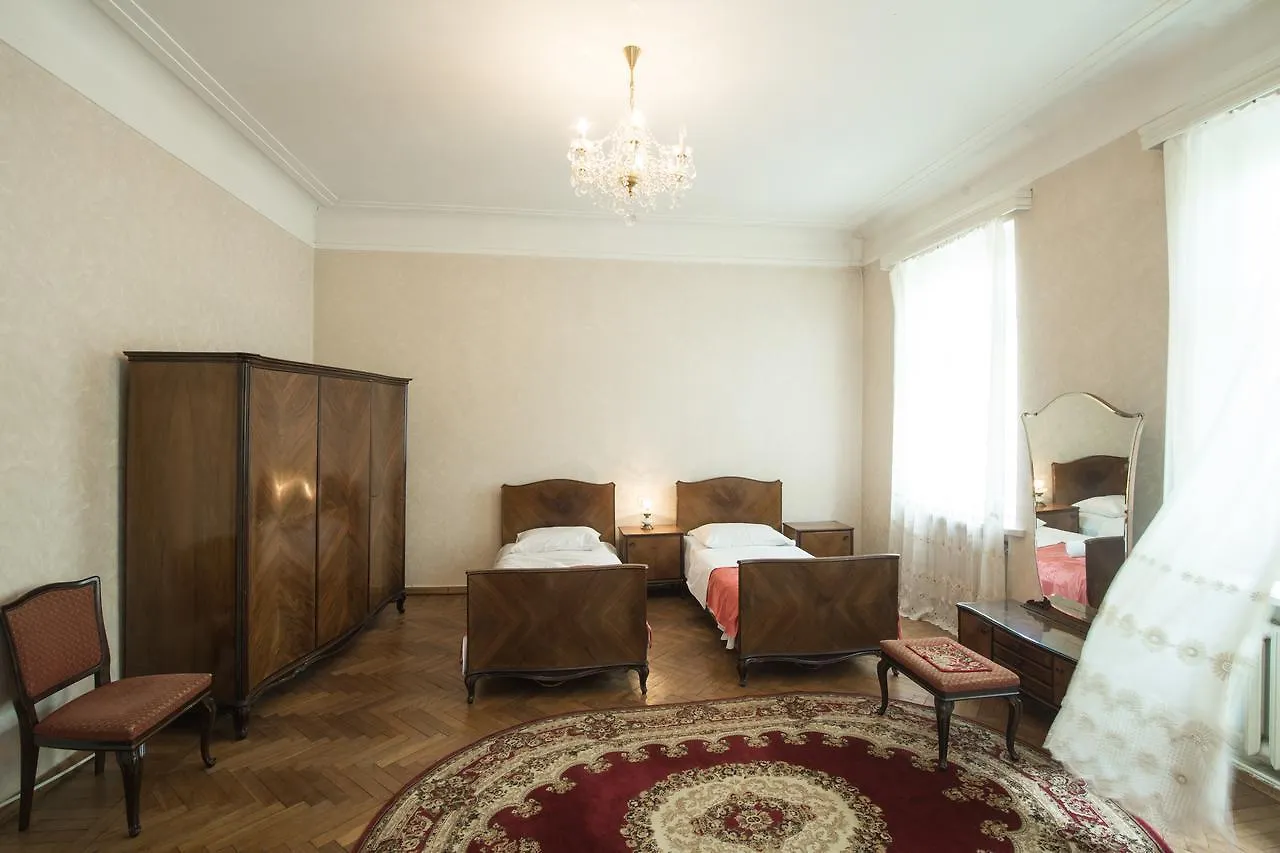Mary'S Apartment Tbilisi